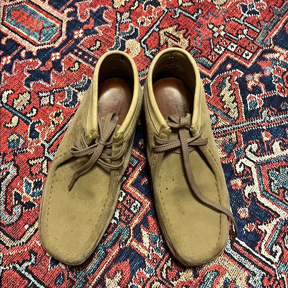 Clark’s Wallabe size 6 women
Used & healthy conditions
They need a deep clean